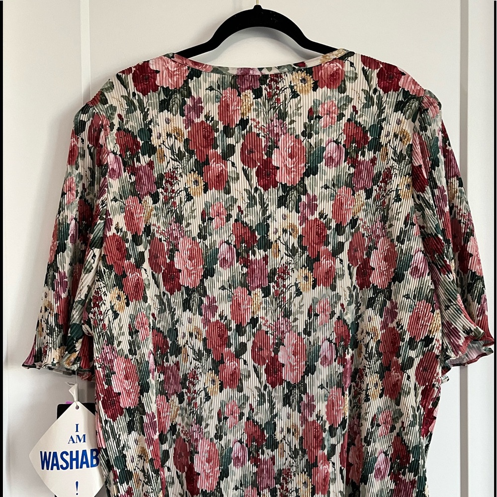 SOLD Vintage Cottagecore Floral Short Sleeve Dress Tags Attached - Picture 5 of 15
